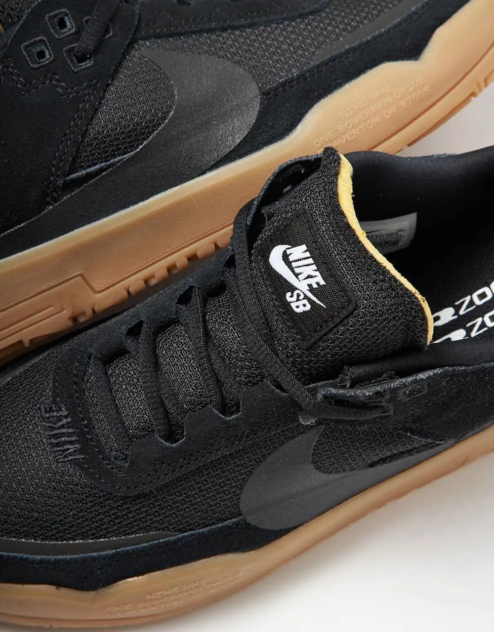 Nike SB Day One GS Kids Skate Shoes - Black/Black-Gum Lt Brown-White